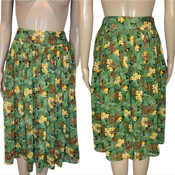 Vintage Pauline Paris fully Pleated all-over floral print midi skirt. - Picture 2 of 14